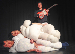 Theater Sgaramusch: Diwillidinit - ab 5 Jahren