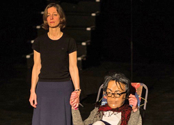 Erweiterte Zugeständnisse: Erklär mir, Inge - Eine theatrale Reise in die Sprach- und Bildwelt von Ingeborg Bachmann